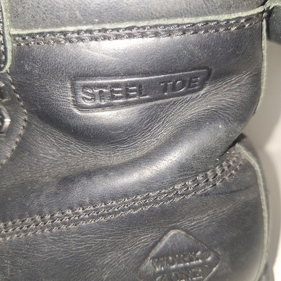 Rugged Black Men's Boots - Picture 7 of 12